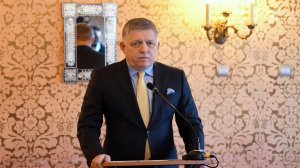 Украина не уважает страны Евросоюза, заявил премьер Словакии.