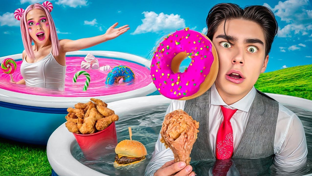 СЛАДКИЙ vs СОЛЕНЫЙ БАССЕЙН ! смотреть онлайн