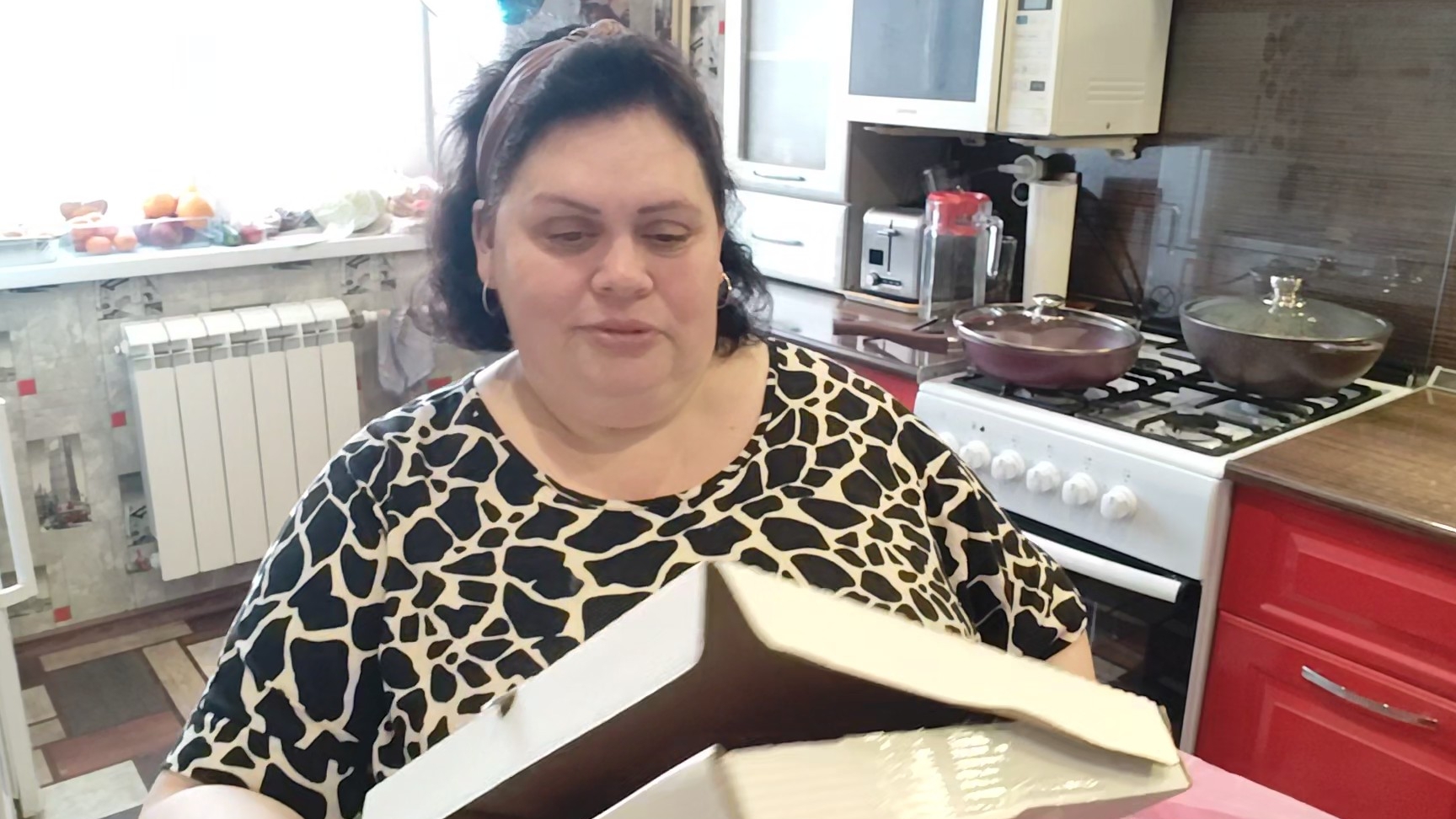 Съездили в Ленту/ Что купили!?/ Пахнет едой/ Съездили на фильм/ Медовые коржи/Общение/ смотреть онлайн