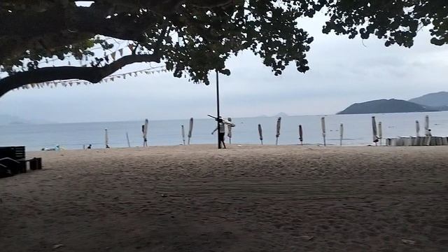 Набережная Нячанга утром. Район парка Горького смотреть онлайн