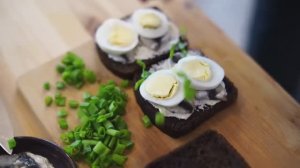 Эстонский бутерброд Килулейб, он же килувыйлейб (kiluvõileib).mp4