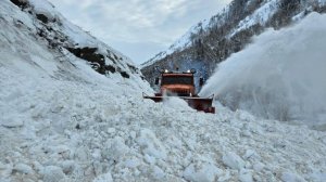Сход лавин, обледенелые трассы и метели в Казахстане. Оттепель в Беларуси. Погода в СНГ