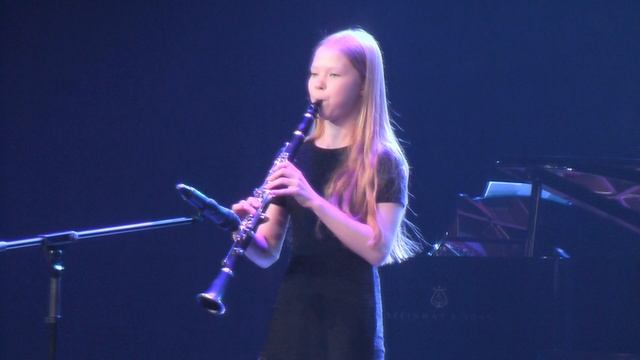 Латинский танец на флейте. Дарина Толовикова в Тюменской филармонии 🎶🔥