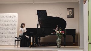 К. Дебюсси "Арабеска 2".  Исполняет Бондаренко София, преподаватель Адигамова Анна Викторовна