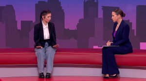 Героиня "Мужского/Женского" раскрыла, как мать за бутылку отдала ее замуж