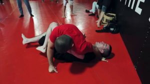 Лекс Фридман опубликовал видео совместной тренировки с Хабибом и показал, каково это — бороться с...