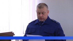 Вскрыл сразу два автомобиля, чтобы добраться до дома
