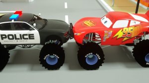 Изучаем фигуры вместе с шерифом и Молнией Маккуином Сборка автомобиля Детские стишки из мультфильма