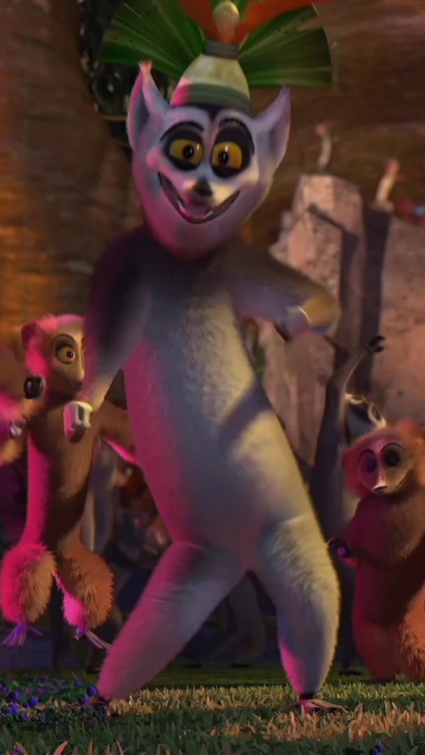 Не хватает только п*во и чипсов. Мадагаскар