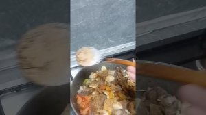 Хашлама из баранины и болгарский перец помидоры и лук