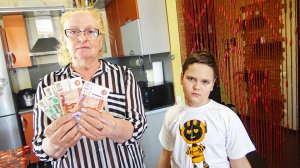 ГРИФЕР ЗАДОНАТИЛ ПЕНСИЮ БАБУШКИ НА АДМИНКУ В МАЙНКРАФТ В РЕАЛЬНОЙ ЖИЗНИ!