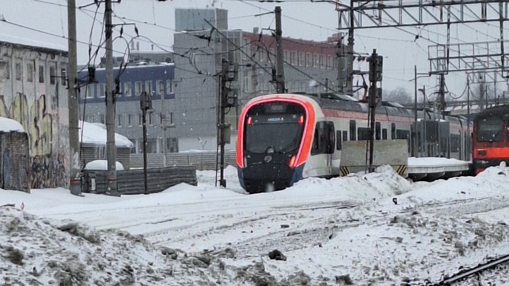 Иволга НЕСЁТСЯ 🚅