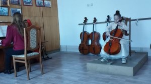 Корнеева Дара 8 лет
Концерт до мажор, 1 ч. Вивальди
 Танец Дженкинсон