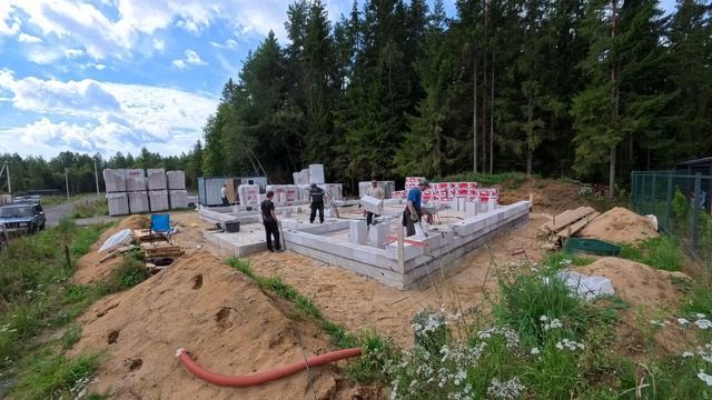 Возведение стен дома