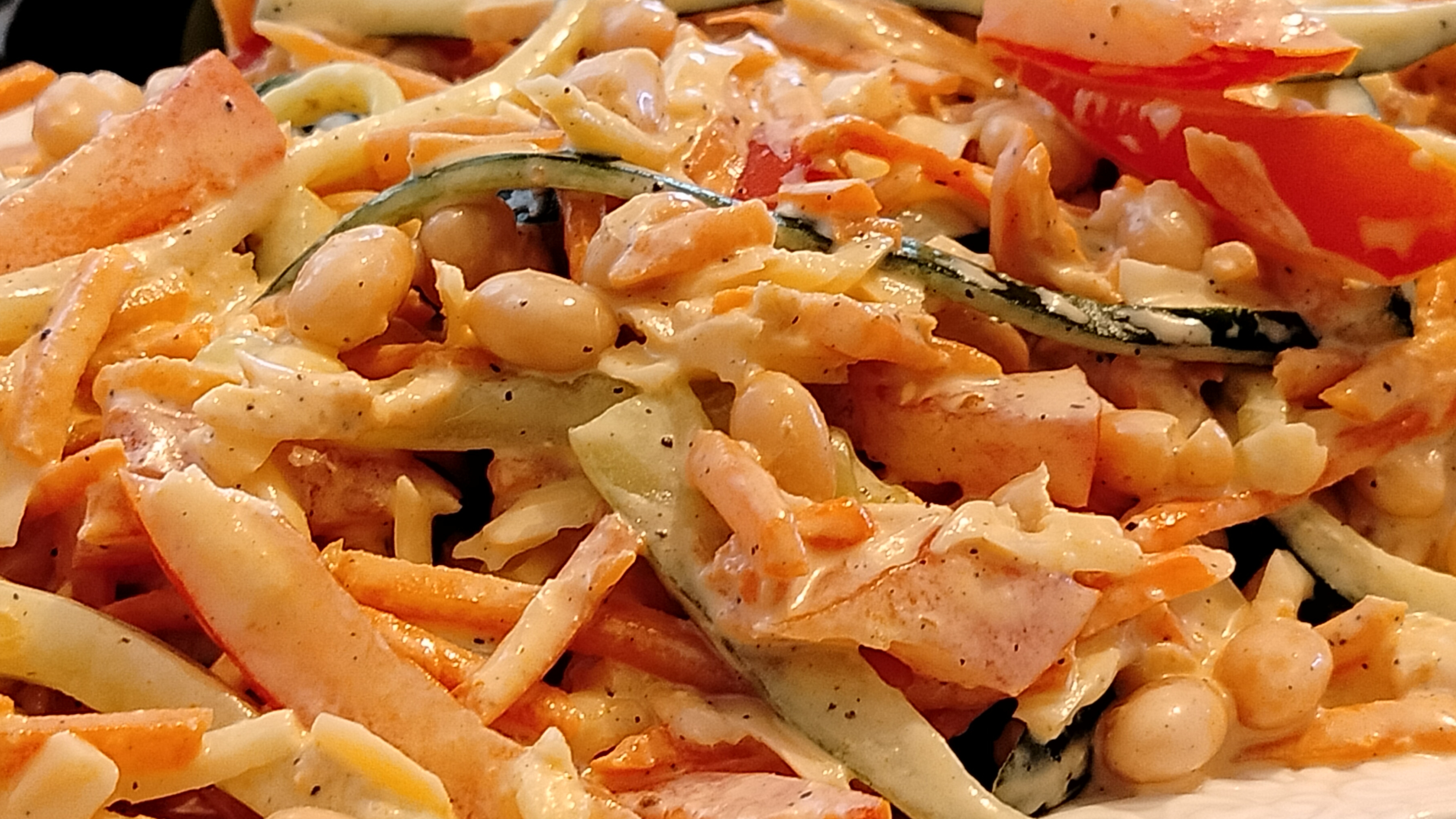 ПОТРЯСАЮЩЕ ВКУСНЫЙ САЛАТ ВКУС КОТОРЫЙ ВЫ ЕЩЕ НЕ ПРОБОВАЛИ