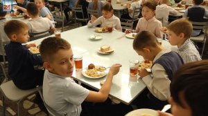 Абаканские родители тестируют школьное меню на сытность, полезность и сбалансированность