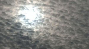 ЧТО ТАКОЕ С НЕБОМ. СМОТРИТЕ. СТРАННО.. НО ИНТЕРЕСНО.