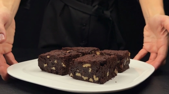 Я просто не могу устоять перед этим домашним шоколадным БРАУНИ...🥮🍫😋