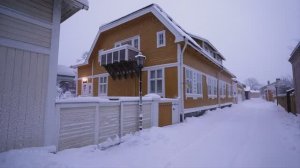 Сильная метель: Деревянный город Финляндии погребен под снегом🌨️❄️☃️