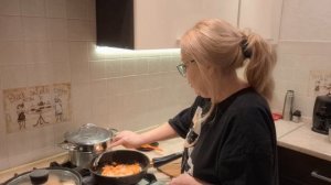 Готовлю обед. Есть результат,  начала худеть.