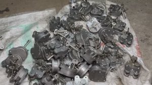 Производство навесных замков. Пакистан