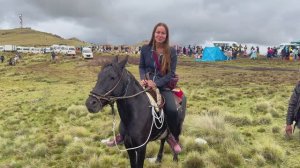 КАК ВЫЖИВАЕТ РУССКОЯЗЫЧНАЯ В ЛАТИНСКОЙ АМЕРИКЕ. ДИКОСТЬ В АНДАХ: Они дерутся камнями до смерти?