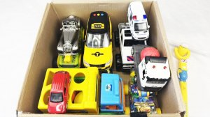 Мультики для детей про Новые яркие Машинки в коробке, новая трасса. Мультики машинки малышам