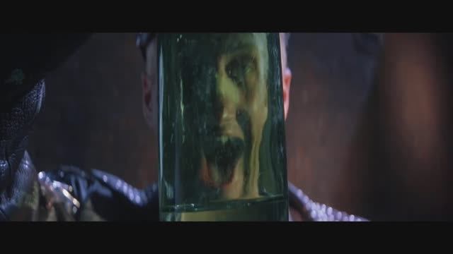 Разборка в Бронксе: Хулиганы забрасывают Кьёнга бутылками