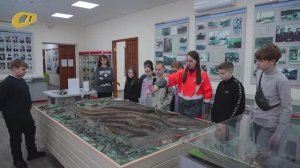 ЖЕЛЕЗНОГОРСКИЕ ШКОЛЬНИКИ ПРИНЯЛИ УЧАСТИЕ В ЭКСКУРСИИ ПО МАРШРУТУ "ЖЕЛЕЗНАЯ РУДА ОТ "А" ДО "Я"