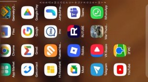 Играю в Геометри Деш