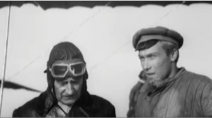 ОТЛЕТАЛСЯ НАШ АВИАТОР!!! сцена из фильма Служили два товарища