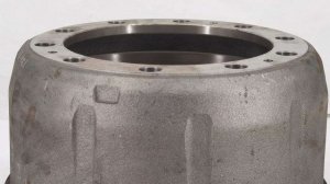 Снимаем прикипевший  задний тормозной барабан с Faw J6P.