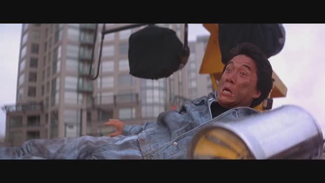 Разборка в Бронксе: На воздушной подушке по городу