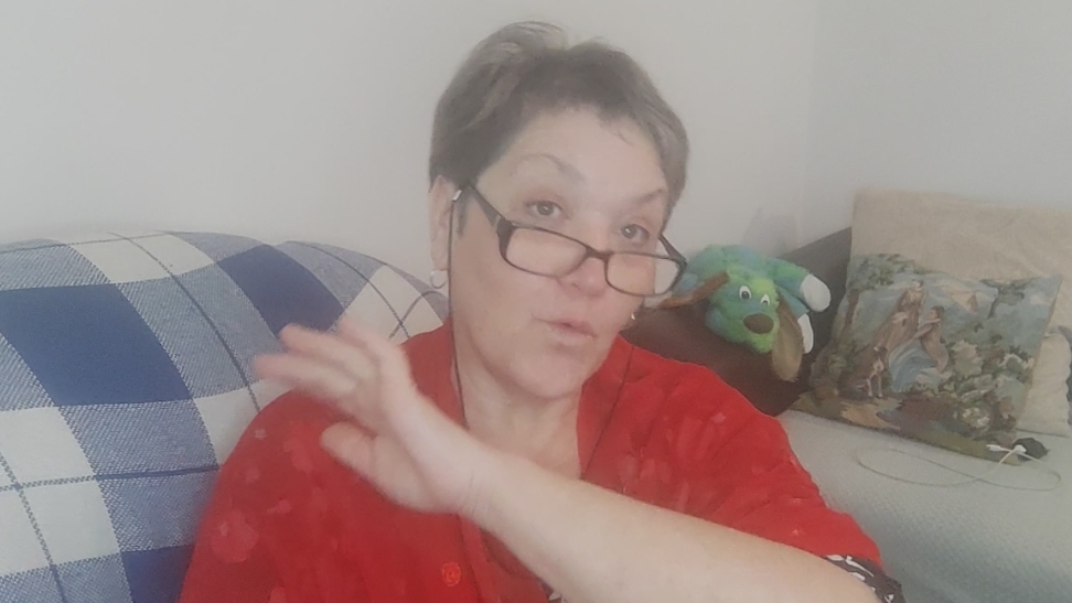 АНАЛИЗИРУЮ ВИДЕО ☝️"КУДА ПРОПАЛА ВАША РОЗА 🌹" ЧТО БЫЛО: ЦИРК С КОНЯМИ🐴 ИЛИ 🌹 АНАЛИЗ БЛОГЕРОВ?🤔 смотреть онлайн