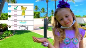 Настя шьёт красивые маски для друзей