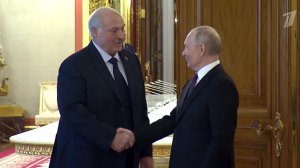 Владимир Путин принимает в Кремле Александра Лукашенко.