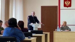 Начальник МО "Назаровский" Александр Карзов о работе с мигрантами