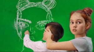 Угадай КТО?! РИСУЕМ  с ЗАКРЫТЫМИ ГЛАЗАМИ