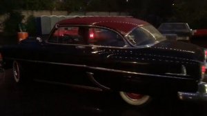 Зеленая сцена. Ретро авто.