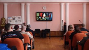 Социальный кинозал начал свою работу в библиотеке Бийска ("Будни", 26.02.26г., Бийское телевидение)