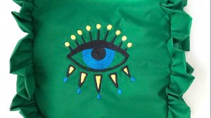 Вышивка на сумочке