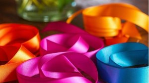 Простая идея. Цветок из лент