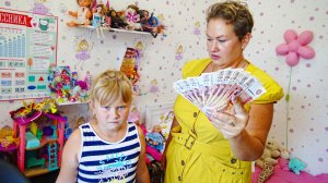 ГРИФЕРША ЗАДОНАТИЛА 100 000 РУБЛЕЙ СВОЕЙ МАМЫ В МАЙНКРАФТ В РЕАЛЬНОЙ ЖИЗНИ!