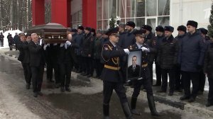 В Москве простились с сотрудником ДПС Денисом Братущенко, погибшим при взрыве у Савеловского вокзала