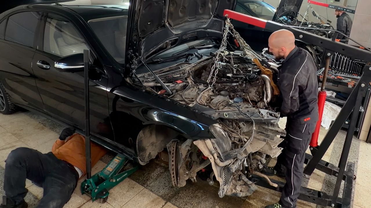 Ремонт в сервисе 1,5М…Сделаю в Гараже Сам. Mercedes M278 S500 W222.