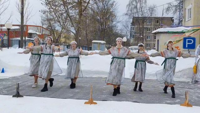 Масленица весела, всех на игры увела
