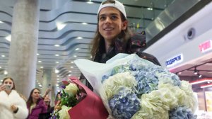 Фигурист Гуменник и ски-альпинист Филиппов вернулись в Россию