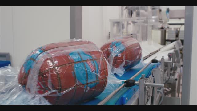 Флоувак с автоподачей в вакуумную упаковочную машину Saccardo + термоусадочный туннель и сушка