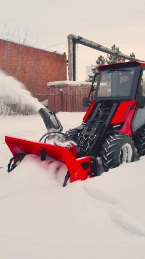 ❄️ Вот это техника! Снег исчезает за секунды. Мини-Погрузчик RED Super