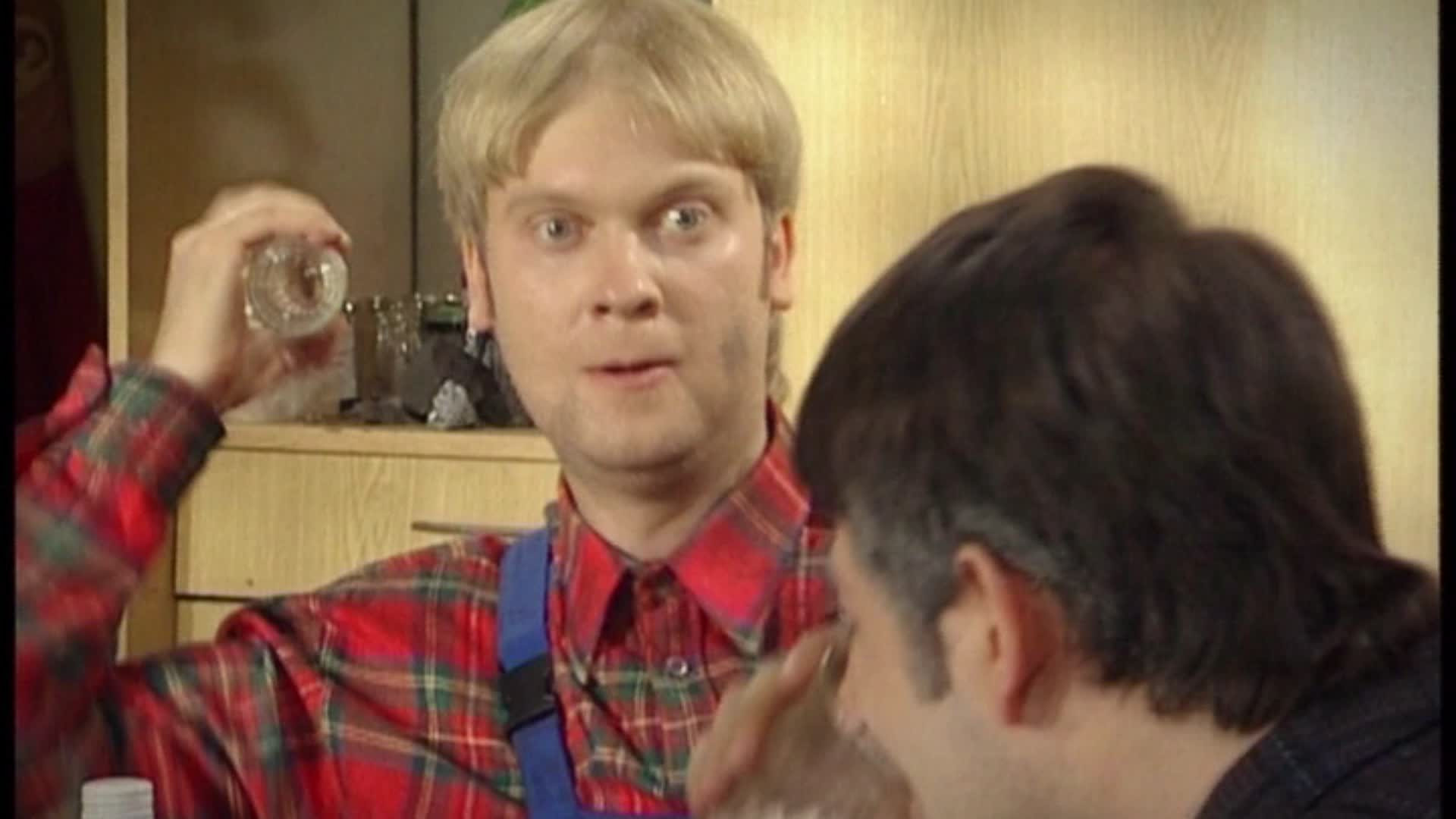 Наша RUSSIA, 1 сезон, 6 выпуск смотреть онлайн